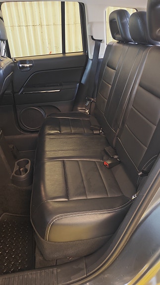Jeep Compass 12 of 15