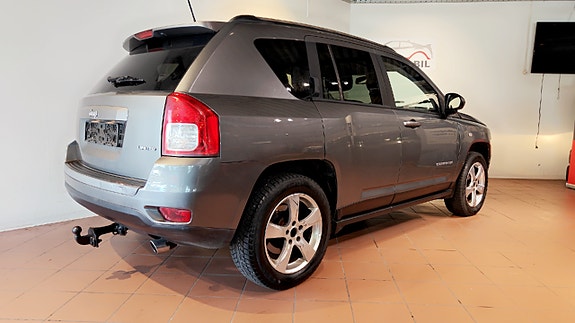 Jeep Compass 5 of 15
