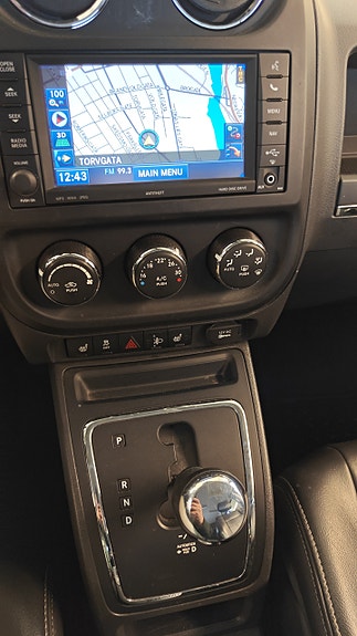 Jeep Compass 10 of 15