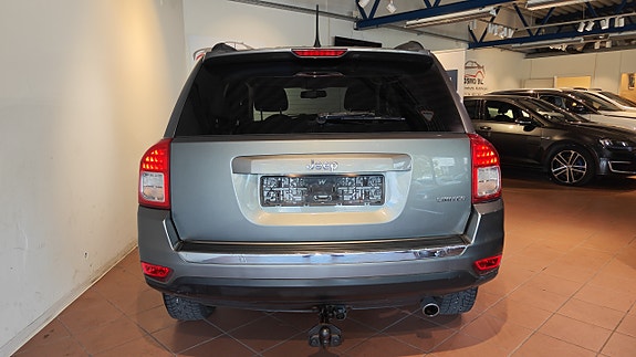 Jeep Compass 15 of 15