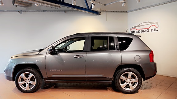Jeep Compass 7 of 15