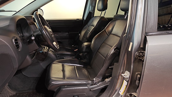 Jeep Compass 11 of 15