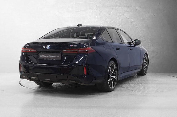BMW i5 7 of 30