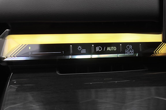 BMW i5 26 of 30