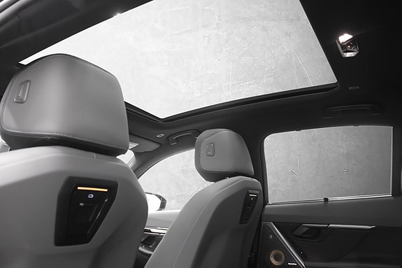 BMW i5 22 of 30