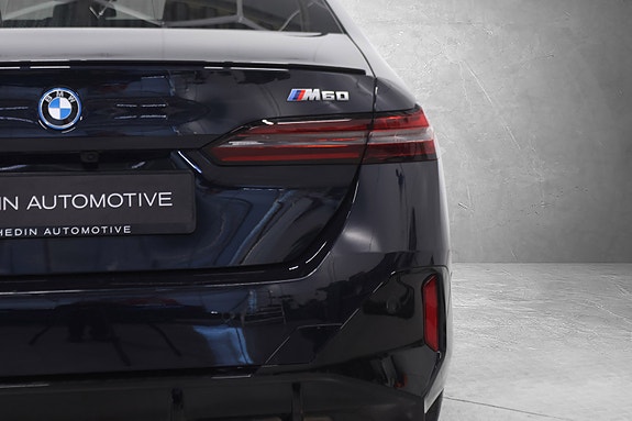 BMW i5 6 of 30