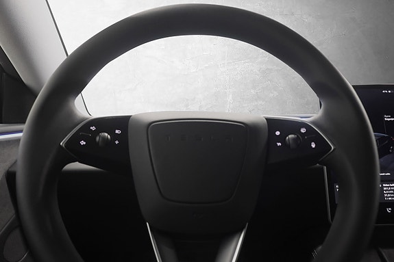 Tesla Model 3 12 of 30