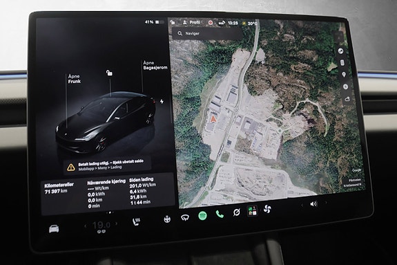 Tesla Model 3 15 of 30