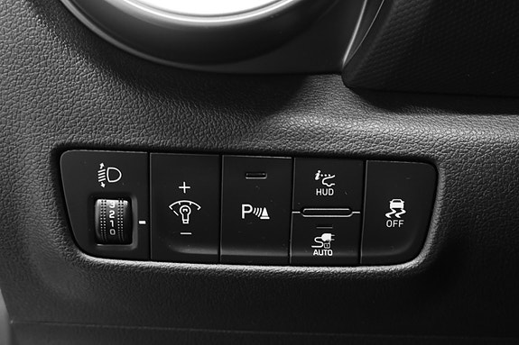 Hyundai Kona 25 of 30