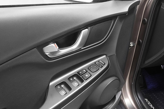 Hyundai Kona 24 of 30