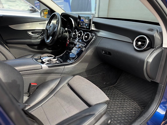Mercedes-Benz C350 e 20 of 30