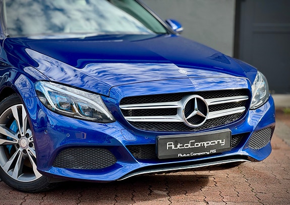 Mercedes-Benz C350 e 2 of 30