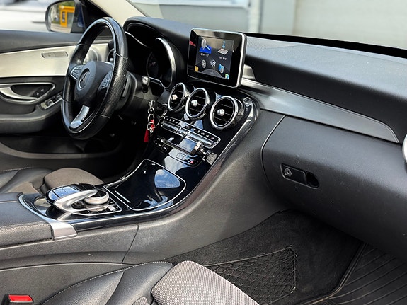 Mercedes-Benz C350 e 19 of 30