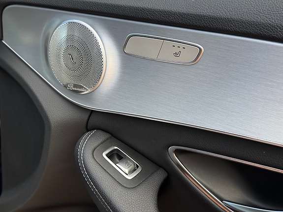 Mercedes-Benz C350 e 23 of 30