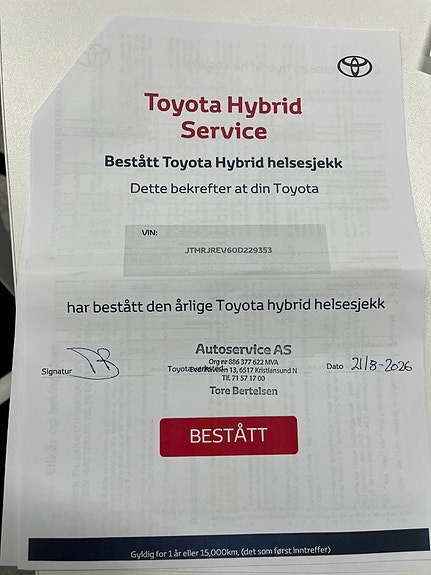 Toyota RAV4 2 of 27