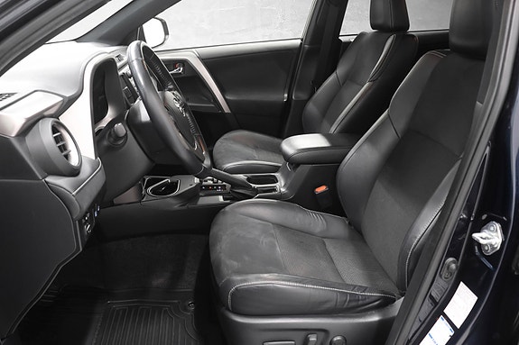 Toyota RAV4 19 of 27