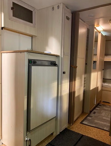 KABE KABE SAFIR 590 GDL 4 of 7
