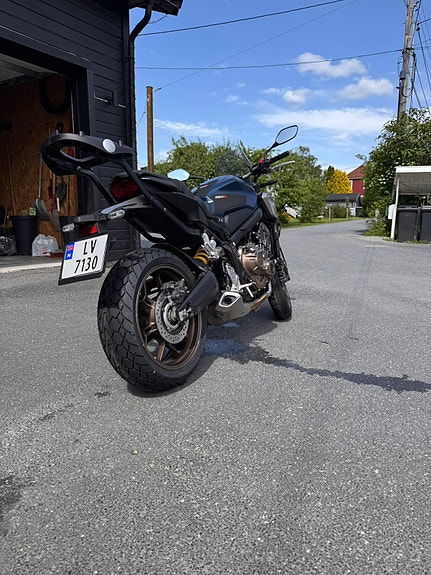Honda CB 650 R 4 of 7