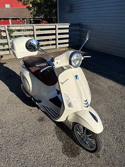 Vespa Primavera 50 8 of 9