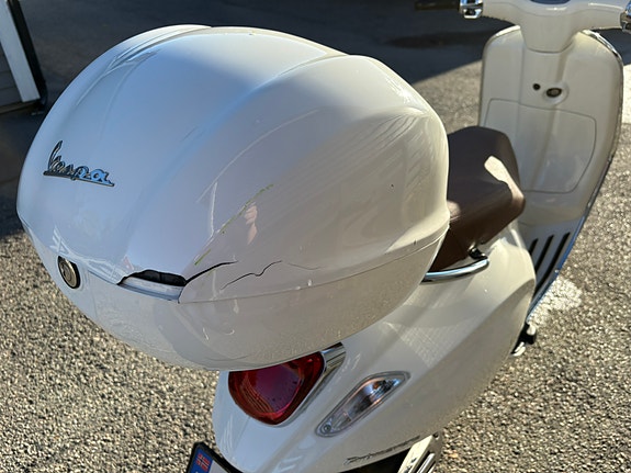 Vespa Primavera 50 6 of 9