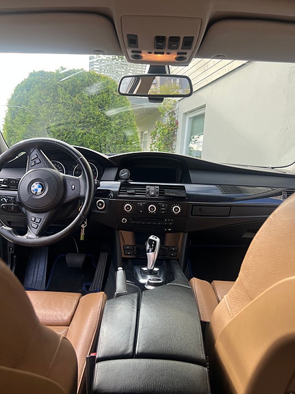 BMW 525xd 9 of 25