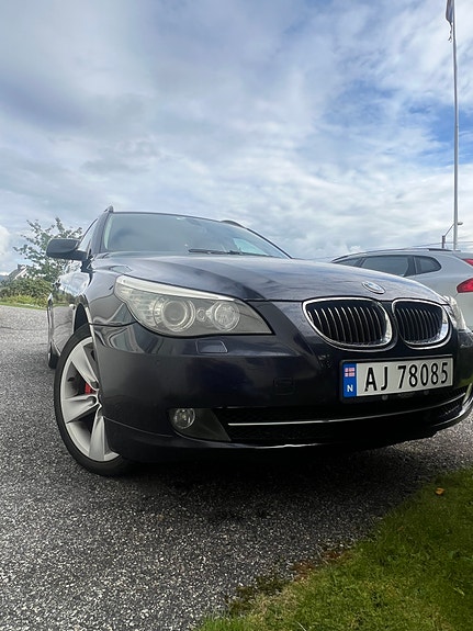 BMW 525xd 3 of 25