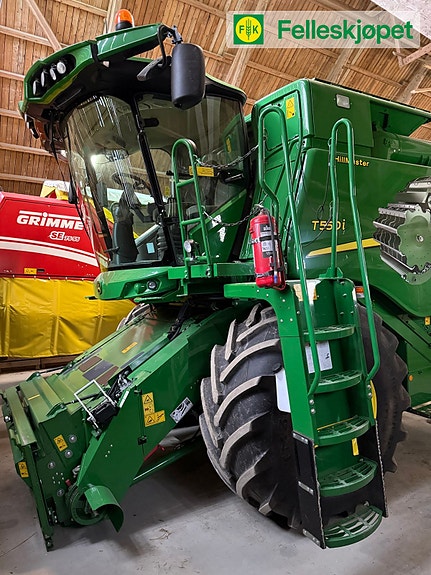 John Deere T550 Hillmaster 14 of 25