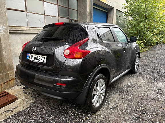Nissan Juke 5 of 23