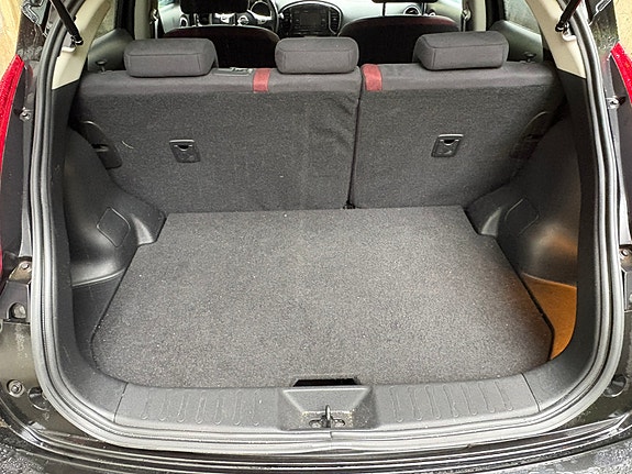 Nissan Juke 17 of 23