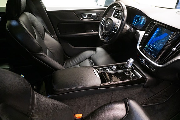 Volvo V60 27 of 30