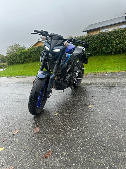 Yamaha MT-125 3 of 4