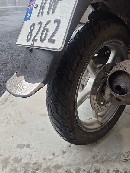 Honda SH 125 3 of 6