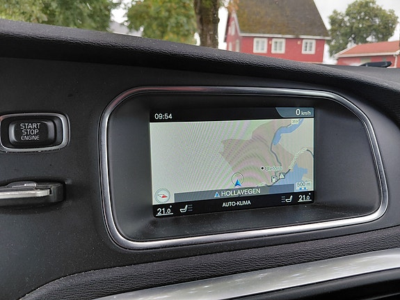 Volvo V40 22 of 30
