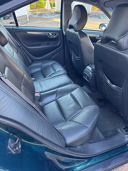Volvo S60 15 of 15