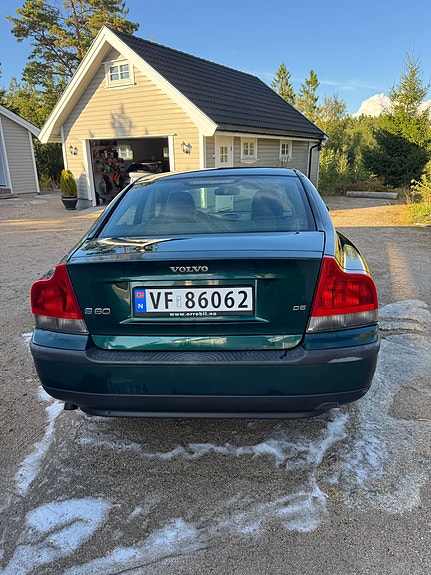 Volvo S60 4 of 15
