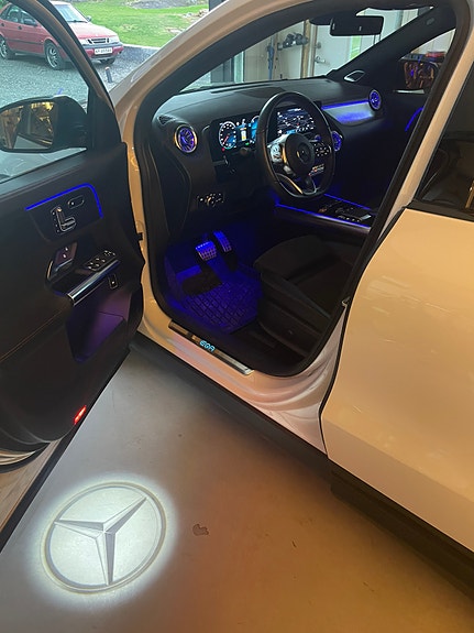 Mercedes-Benz EQA300 15 of 20