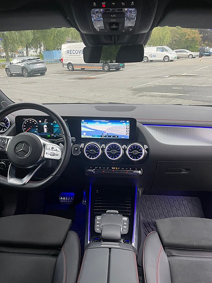 Mercedes-Benz EQA300 11 of 20