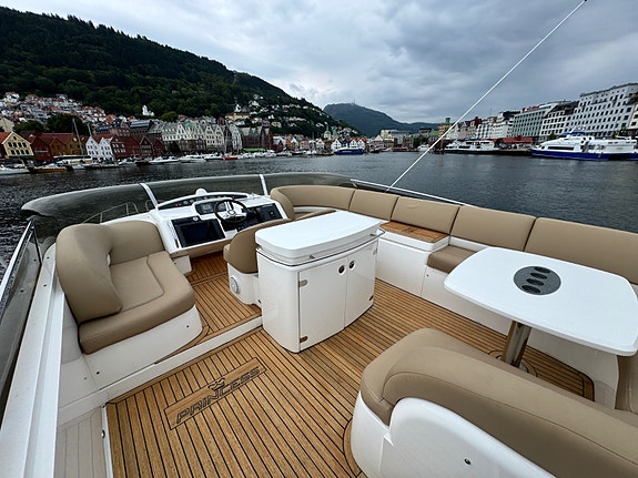Princess  P58, D12 800, Hold trøstere, Nyere navi, senterlugar. To ankervinsjer. 10 of 30