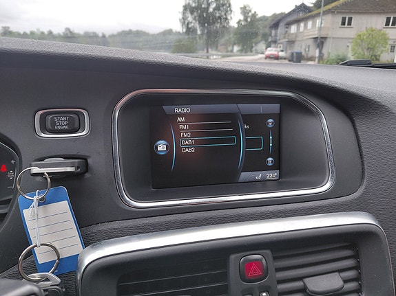 Volvo V40 22 of 30