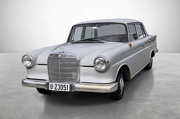 Mercedes-Benz 190 4 of 30
