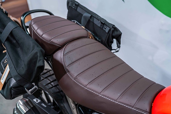 Triumph Scrambler 400X // Sidevesker inkludert! Kun 1 // 13 of 21
