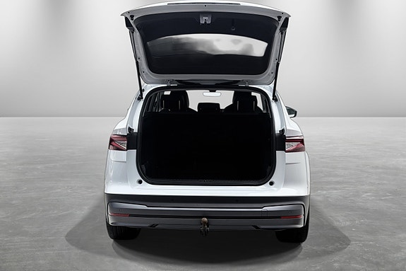 Skoda Enyaq 9 of 30