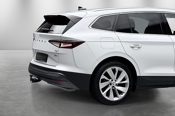 Skoda Enyaq 7 of 30