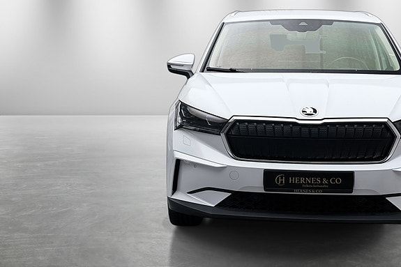 Skoda Enyaq 4 of 30
