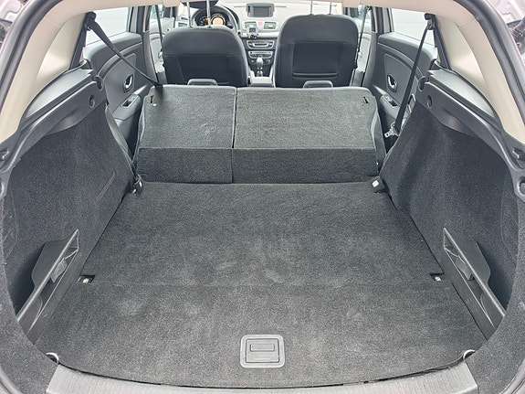 Renault Megane 28 of 30