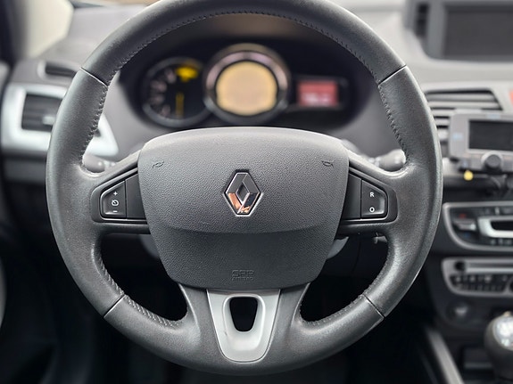 Renault Megane 13 of 30