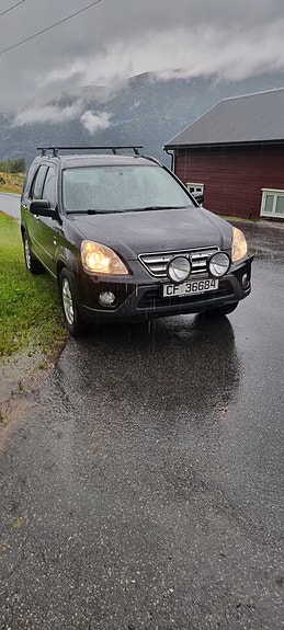 Honda CR-V 2 of 22