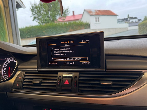 Audi A6 25 of 30