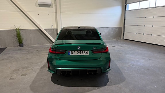 BMW M3 6 of 30