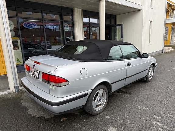 Saab 9-3 11 of 26
